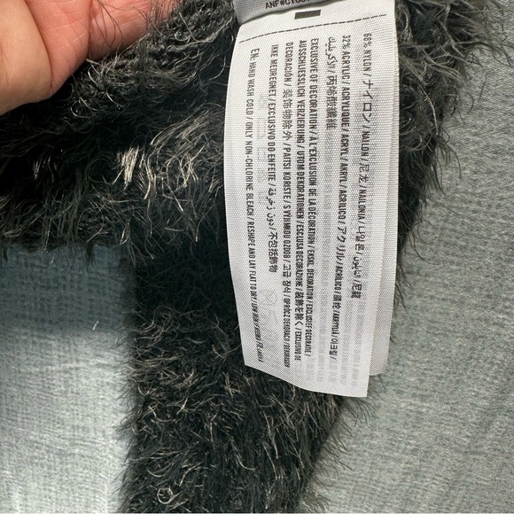 Abercrombie & Fitch Sweater Small Crop Silver Green Fuzzy Crew Fall Trend - Picture 9 of 9